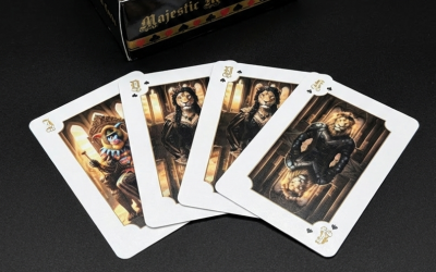 Wenn Löwen Karten mischen: Wie gedruckte Spiele Menschen verbinden – und Marken im Kopf bleiben